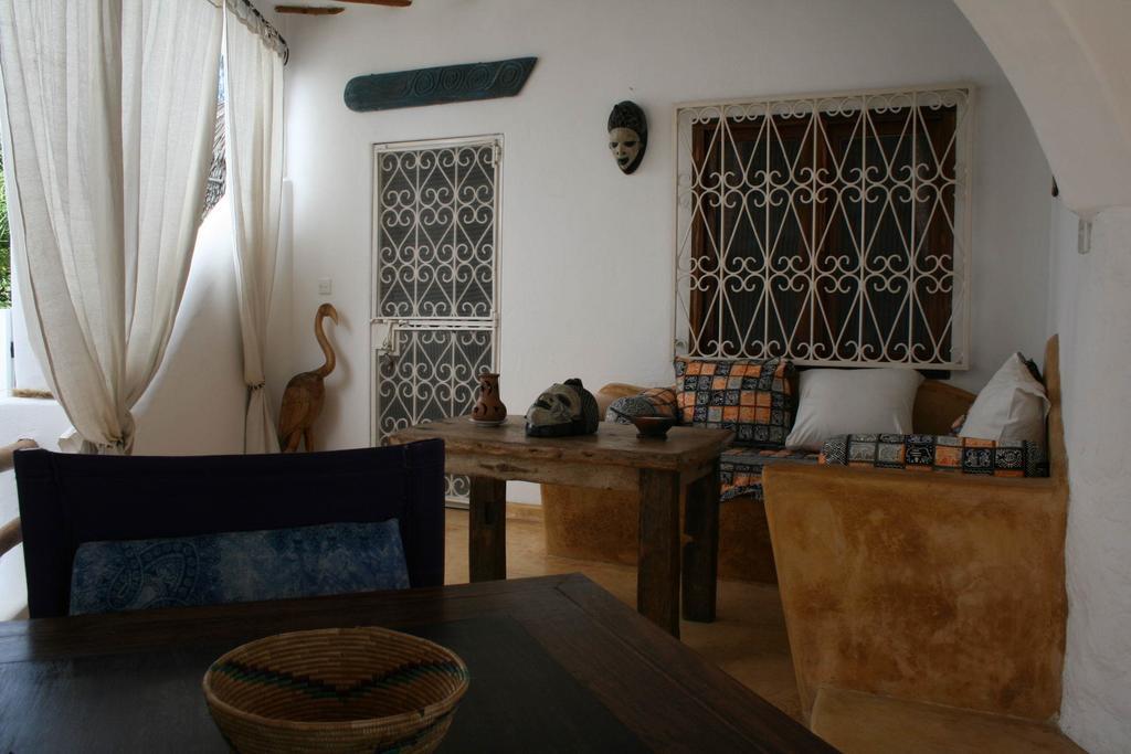 Zawadi Residence วาตามู ห้อง รูปภาพ