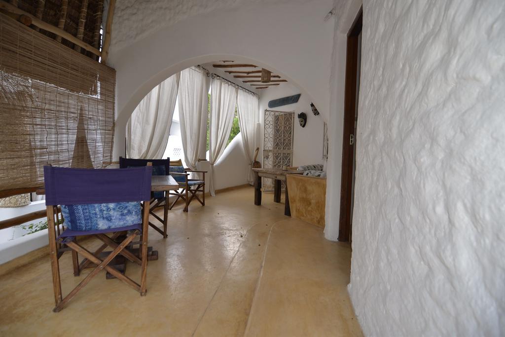 Zawadi Residence วาตามู ห้อง รูปภาพ