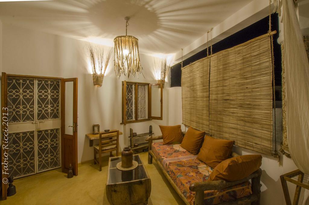 Zawadi Residence วาตามู ภายนอก รูปภาพ